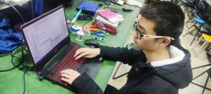 知行合一,河南6名大学生推出巡航测温结合AI技术助力经济复苏-第4张图片-河南在线 知行合一,河南6名大学生推出巡航测温结合AI技术助力经济复苏-第4张图片-河南在线