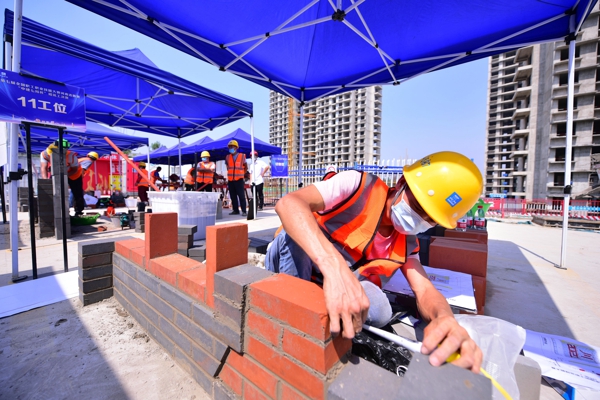 第七届全国职工职业技能大赛河南选拔赛暨中建七局杯砌筑工决赛顺利