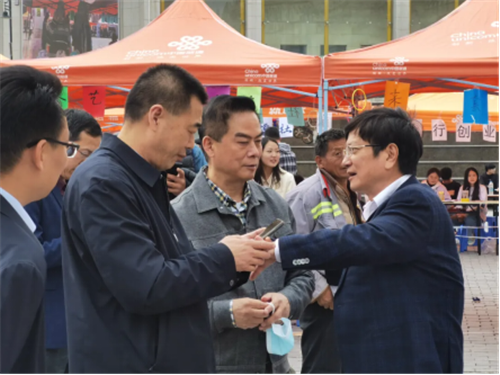 第四届中国·河南招才引智创新发展大会召开，郑强教授盛赞郑州西亚斯学院